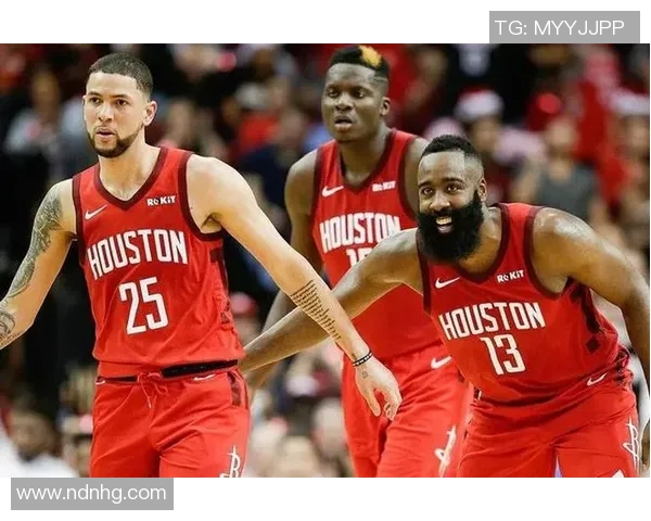 武汉足球队节奏争议引发热议球迷与专家各执己见探讨背后原因 武汉足球队节奏争议引发热议球迷与专家各执己见探讨背后原因