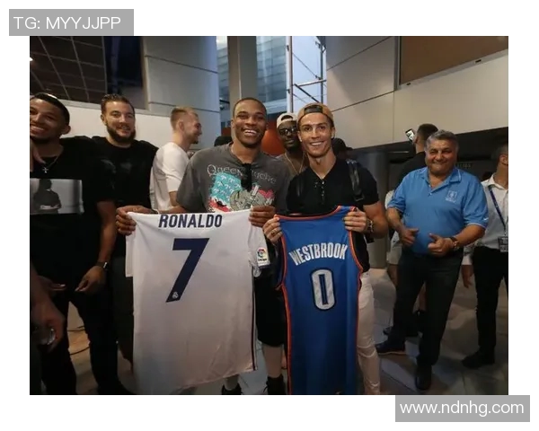 足球明星与篮球明星谁更具影响力与实力的全面对比分析 足球明星与篮球明星谁更具影响力与实力的全面对比分析