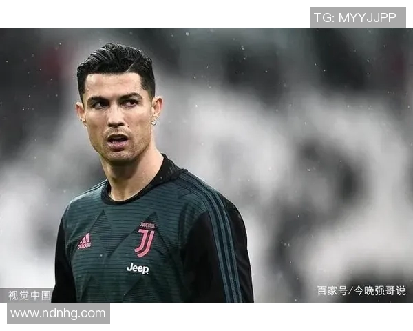 足球明星华丽装扮高清图片欣赏展现球场外的时尚魅力与个性风采 足球明星华丽装扮高清图片欣赏展现球场外的时尚魅力与个性风采